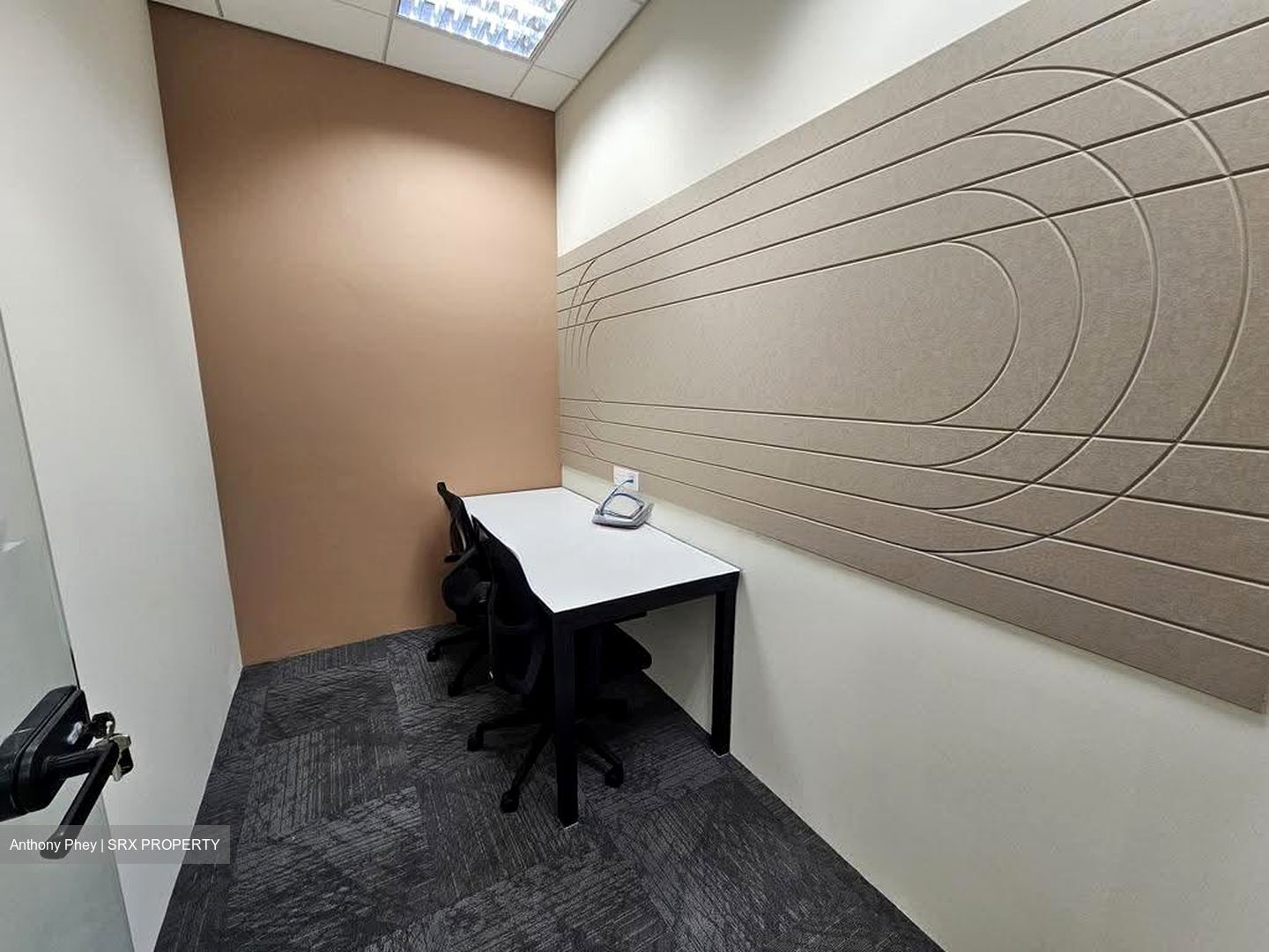 PLUS (D1), Office #615089341